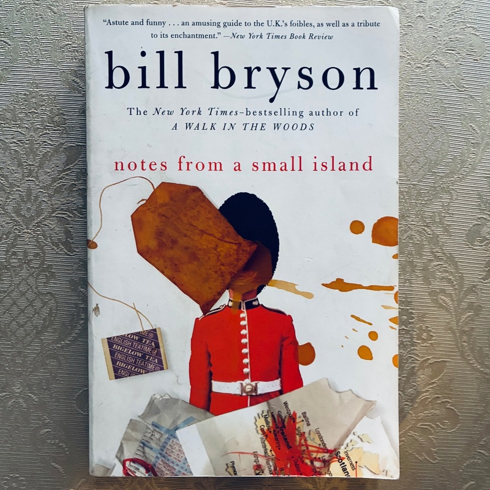 Notes From A Small Island 🇬🇧 paperback